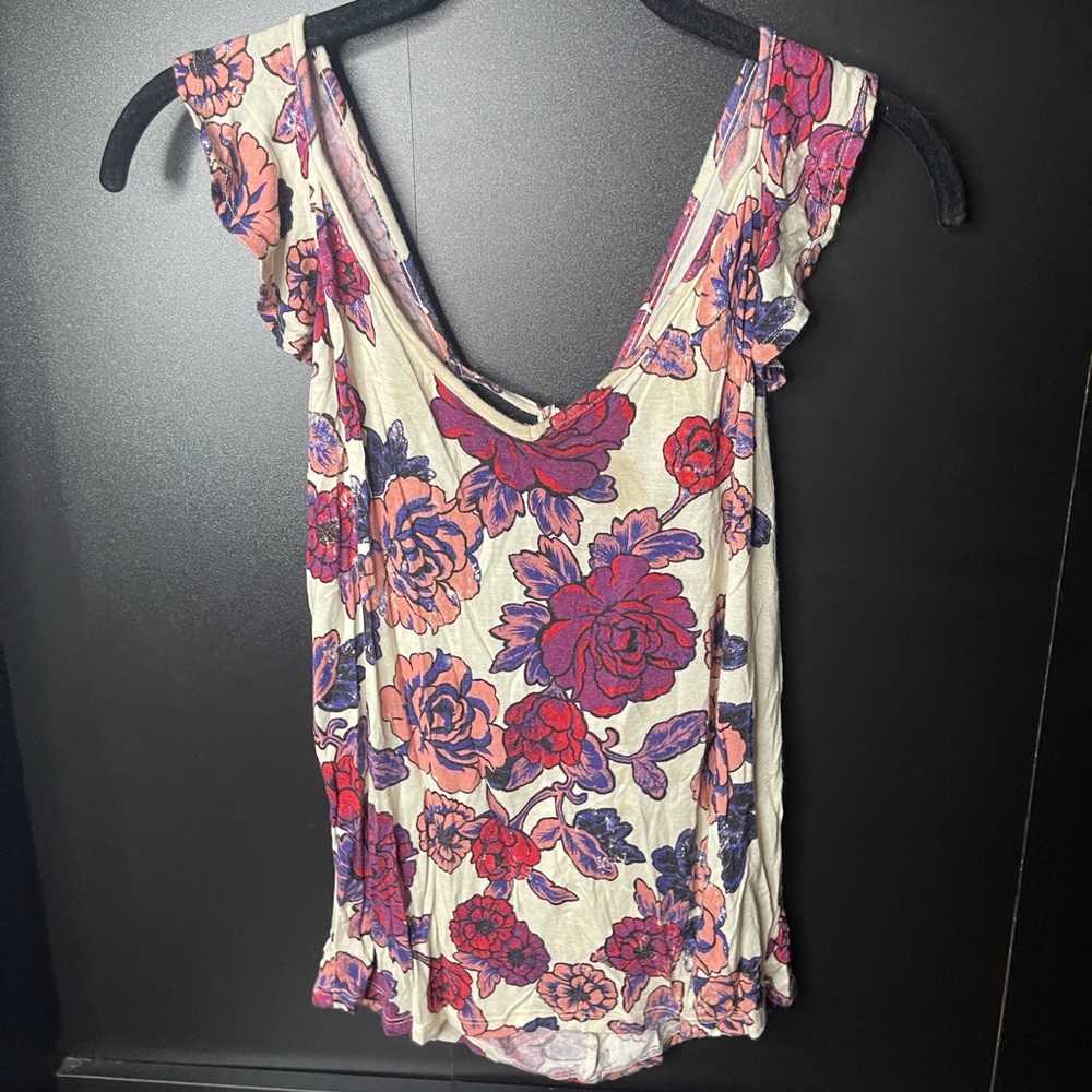 Floral top